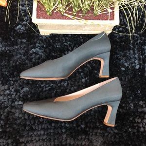 Size 10 gray 3” heels
